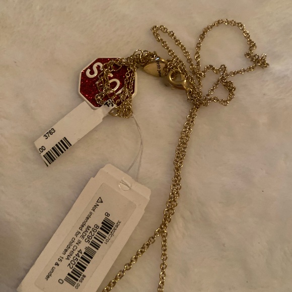 Betsty Johnson Yellow bus  Necklace with Red Heart Pendant - Picture 4 of 7